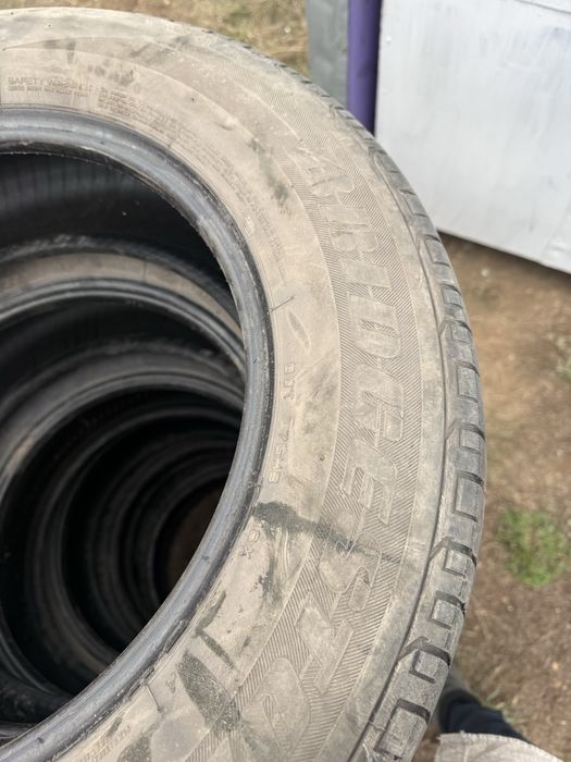 Шины Bridgestone 215/65/16