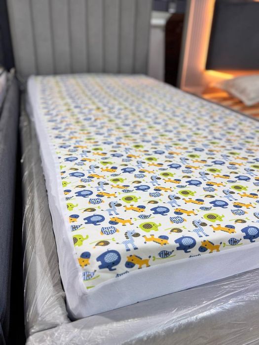 Наматрасник водонепроницаемый