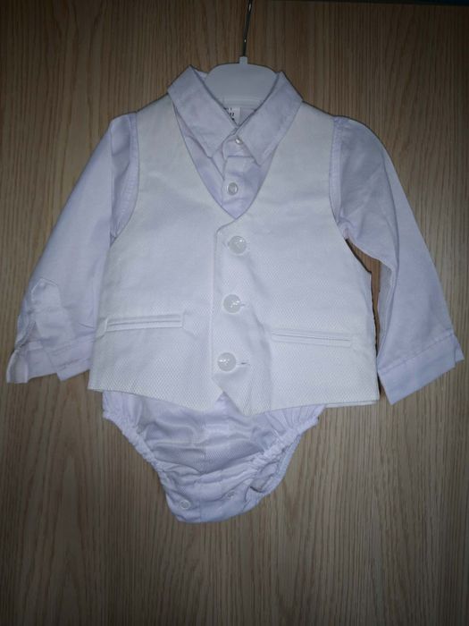 Бебешки официални костюмчета