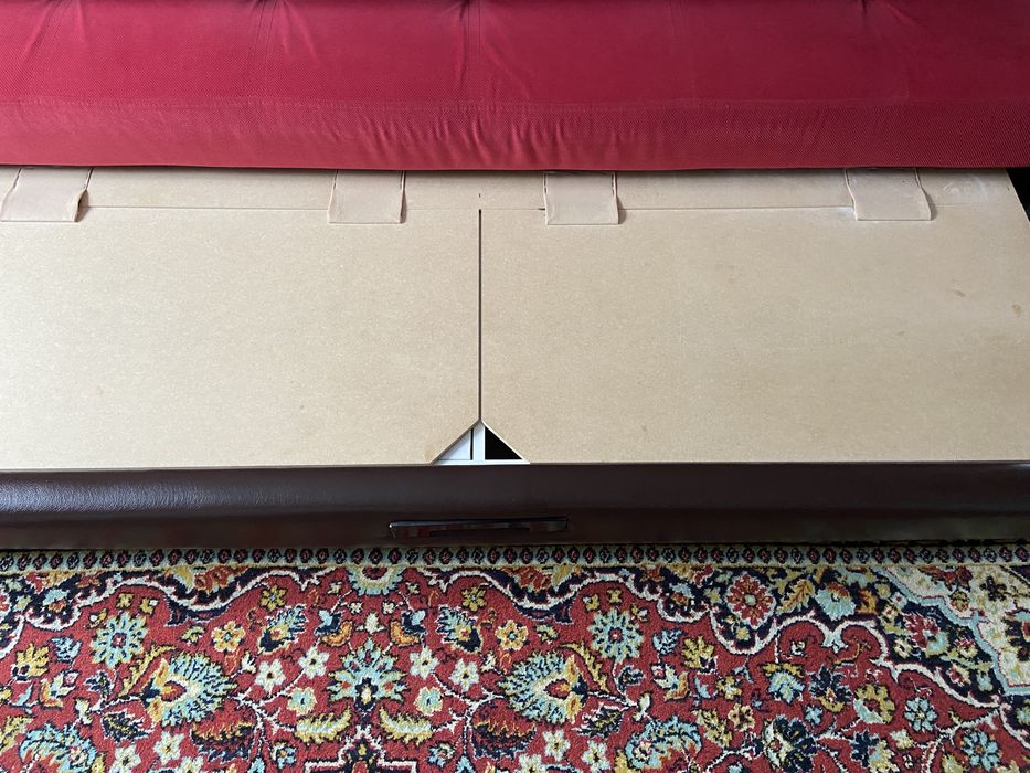 Диван для гостиной