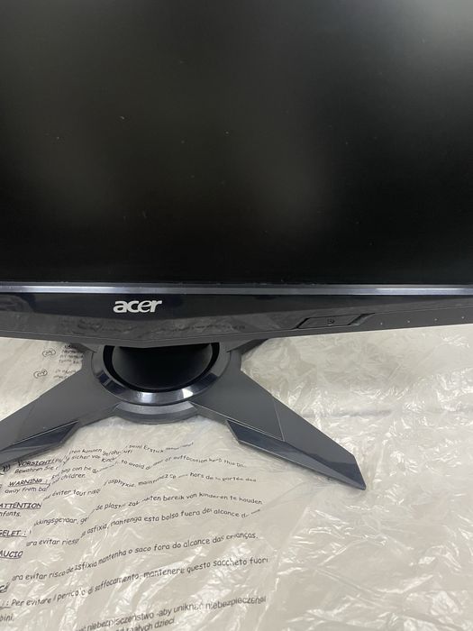 Монитор 19 дюймов