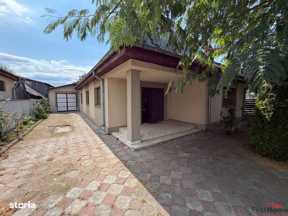 Casa  de vanzare in Golesti  cu 1.000mp teren