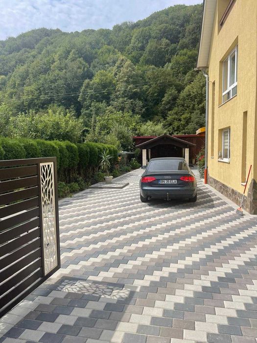 Pavaje curți și alei de la 120 lei/mp | Lucrare completă + borduri