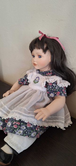 Порцеланова кукла