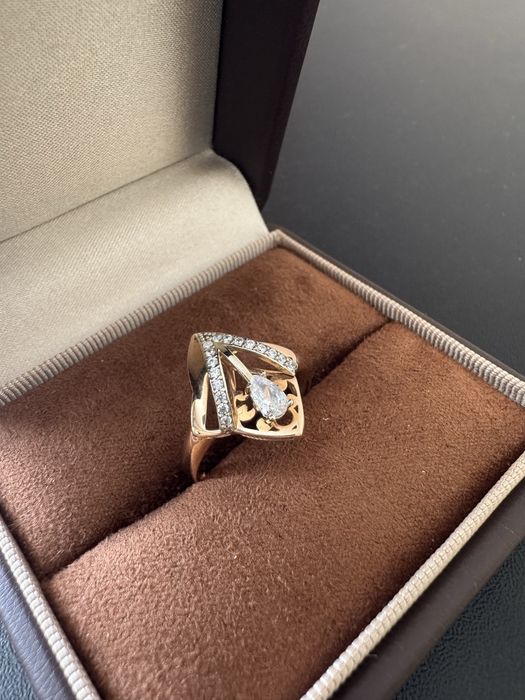 Кольцо золото 585