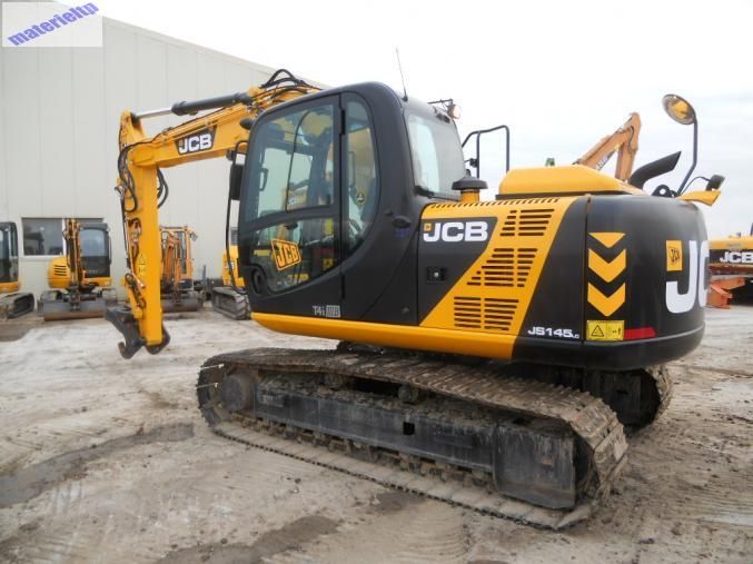 Inchiriere incarcator telescopic/excavator JCB