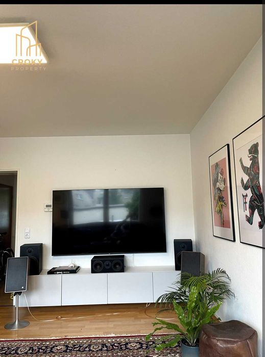 Дава се под наем Тристаен апартамент в София, Център - 100 кв.м за 1050 € - Снимка #3