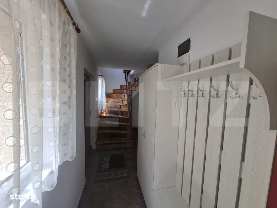 Casa de vanzare, 115.04 mp, 688 mp teren, zona Lucian Blaga