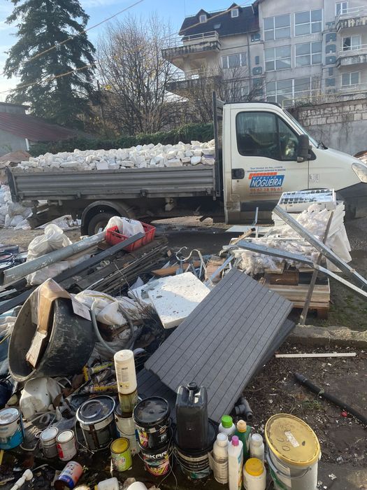 Transport moloz Evacuare moloz Debarasare apratamente Evacuare mobila