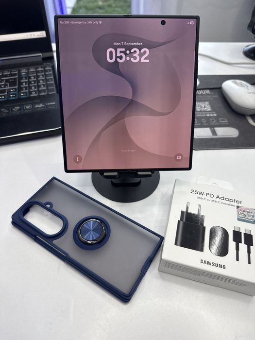 Samsung Z Fold 8 Ultra 512Gb + husa si adaptor cadou