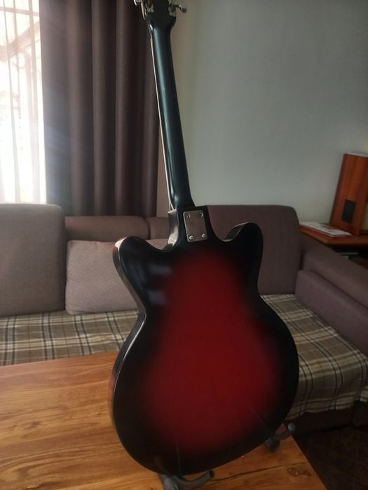 Гитара Orfeus, Болгария 1970егоды