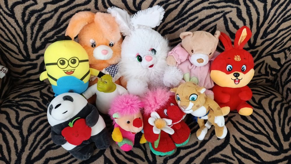 Продам мягкие игрушки 5000 за Всё