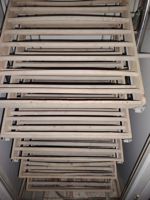 Incubator performant de 600 ouă