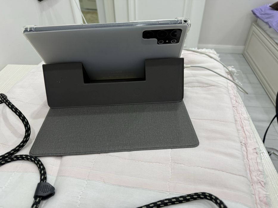 Планшет G••Vill G-2000