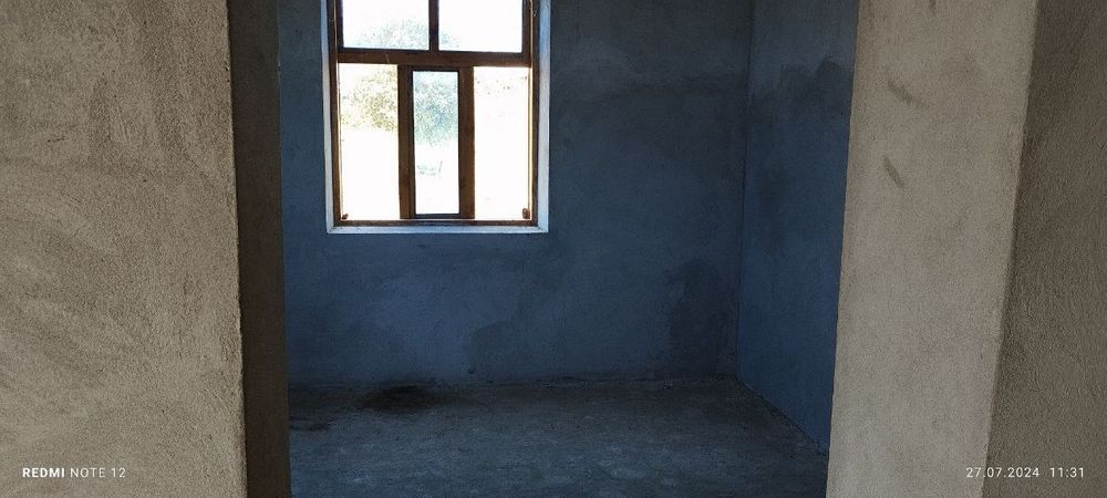 Зудлик билан уй сотилади