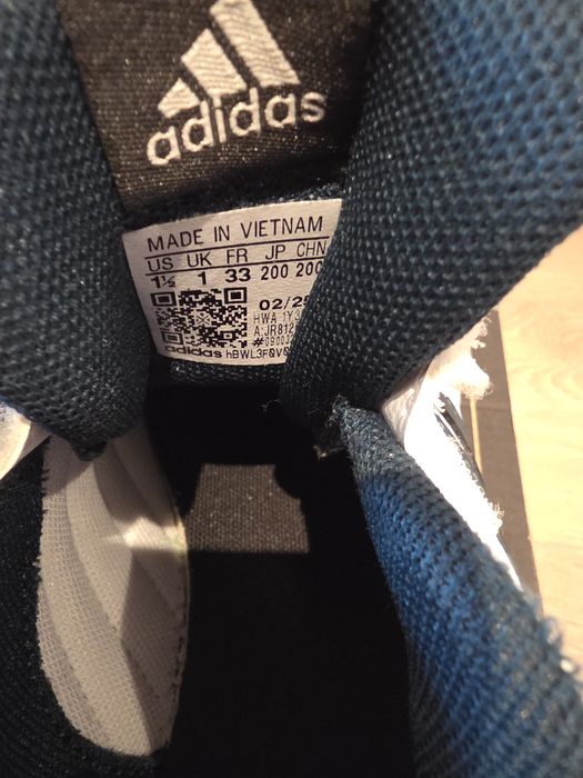 Adidas copii marimea 33