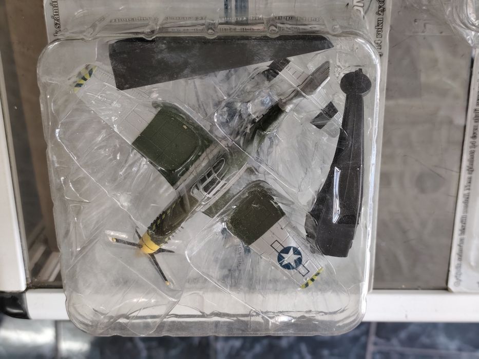 Метални макети на самолети Нови Amer