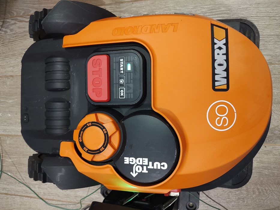 WORX robot de tuns gazonul