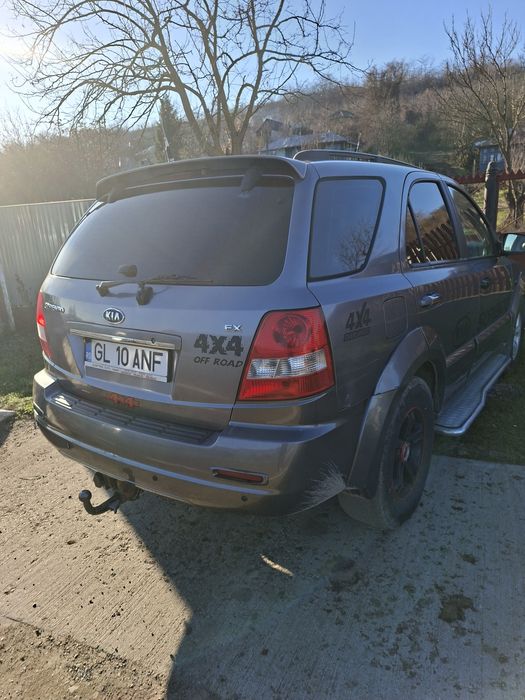 Kia sorento  2007 motor 2.5 pret 3500 euro  negociabil.
