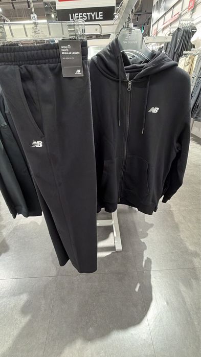 Продам спортивный костюм (оригинал)