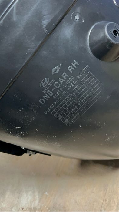 Продам подкрылок Hyundai Sonata dn8 19-23