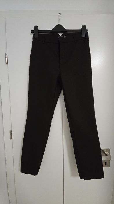 Pantaloni drepți office Stradivarius