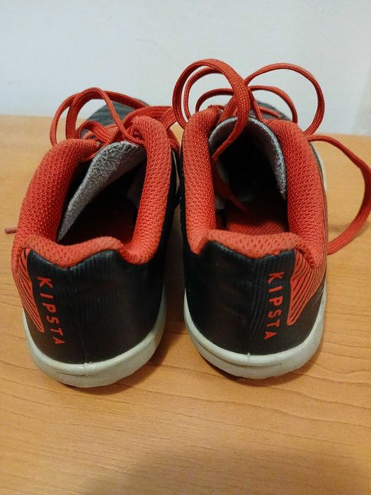 Vand ghete fotbal copii, modele diferite, pret 40 lei