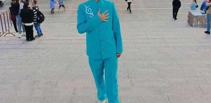 Концертный костюм на мальчика