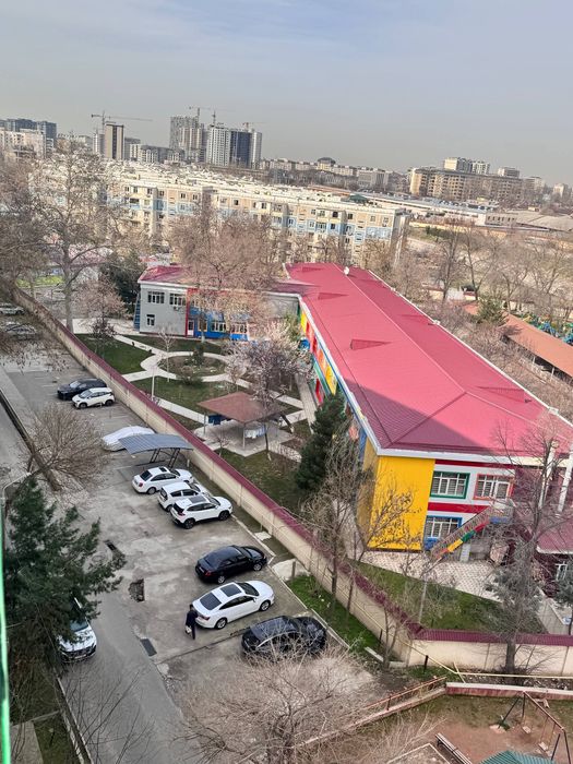 Продаётся 4-комнатная квартира