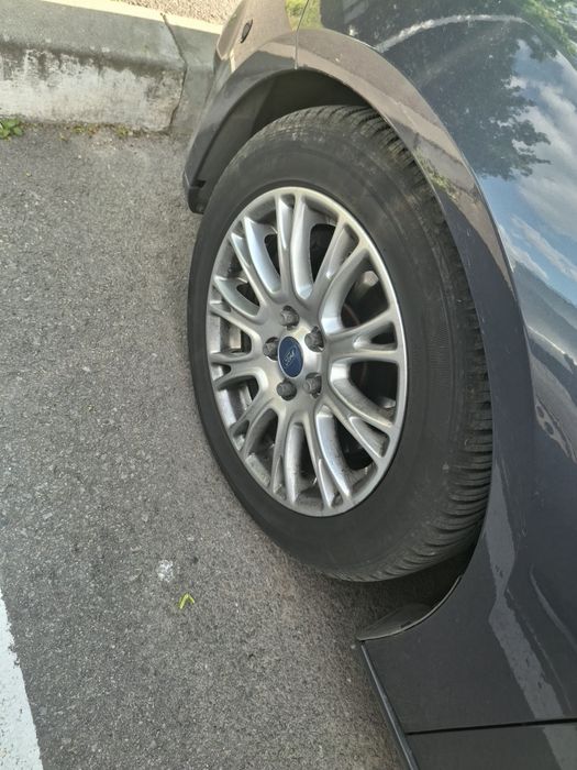 Vând Ford Focus Titanium