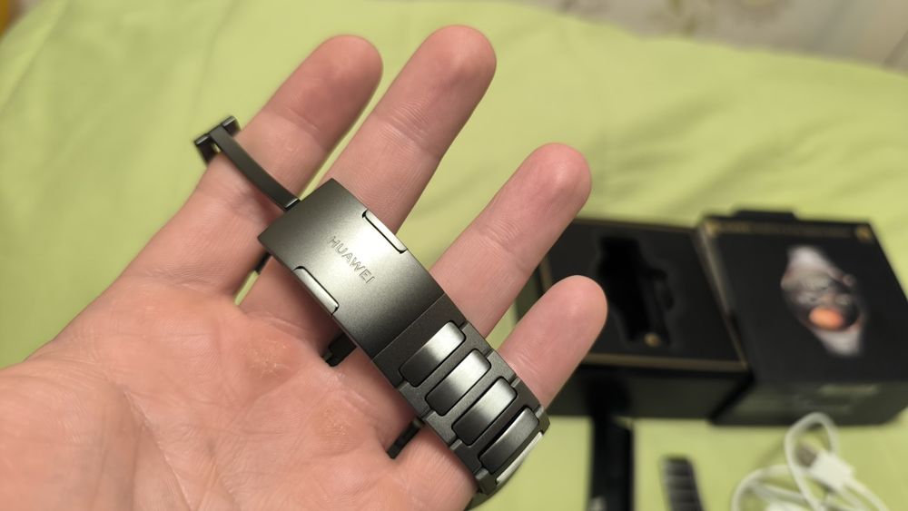 Huawei Watch 4 Pro Space Edition смартчасовник