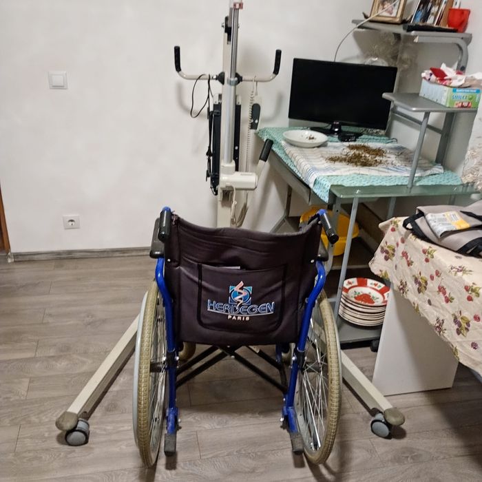 Carucior varstnici, persoane cu dizabilitati sau imobilizate, bolnavi, batrani, persoane in varsta