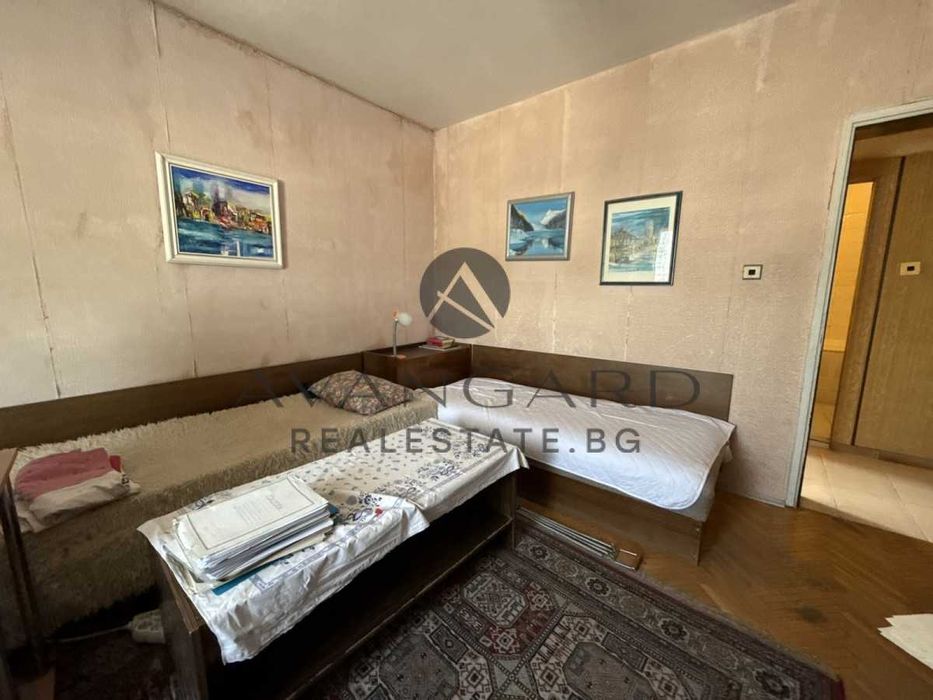 оф.24158 Тристаен обзаведен до Мол Пловдив