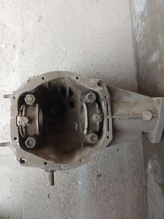 Редуктор на ниву