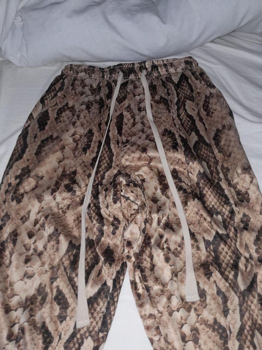 pantaloni alex ciobanu