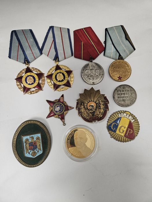 Insigne militare romanesti , RSR , RPR la bucata