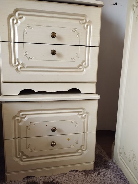 Комод с зеркалом и тумба 2шт