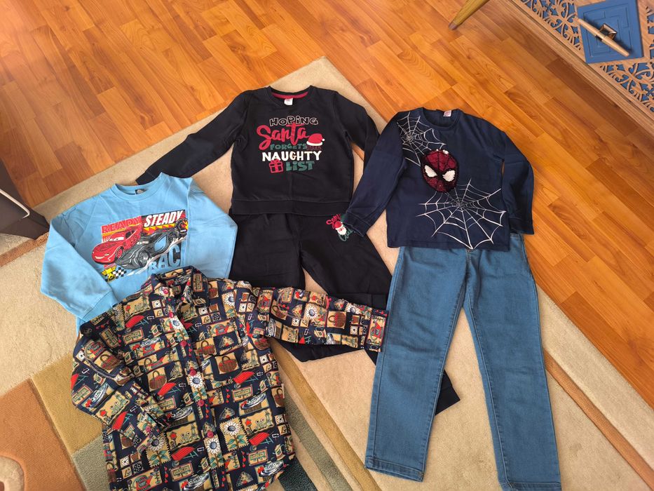 Много запазен лот за момчета 7-8 г.сезон есен-зима