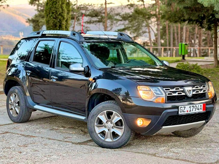 - IMPECABIL Dacia Duster 1.5dCI 115cp E6 4X4 PRESTIGE AN 2016