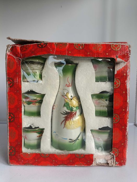 Рядък , винтидж , еротичен  магически комплект за  саке .