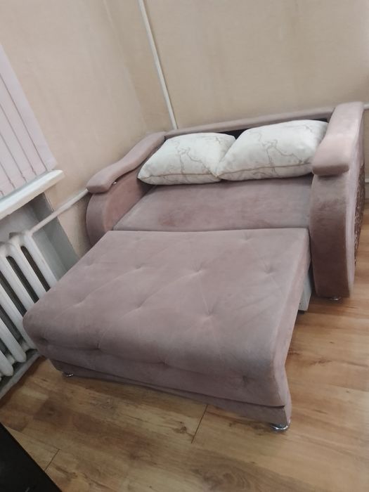 Продам небольшой диван