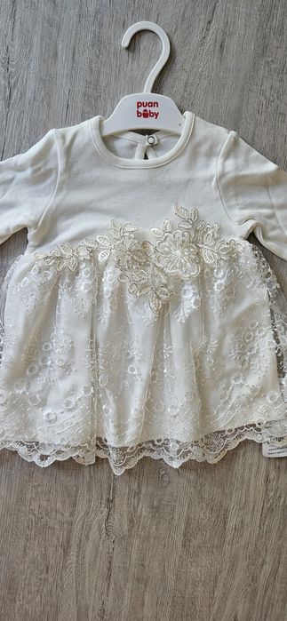 НОВА Официална рокля за бебе - 74см