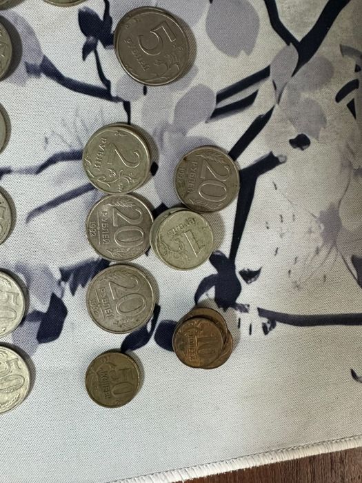 Продам старинные монеты