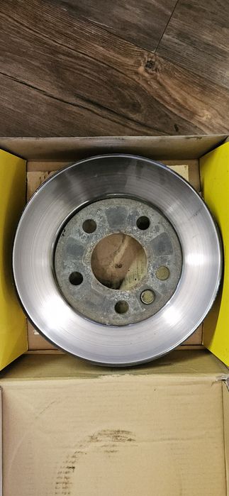 ЧАСТИ ЗА WV T4 2.5 i
