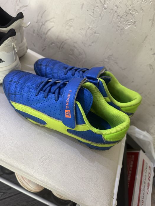 Кроссовки Adidas оригинал