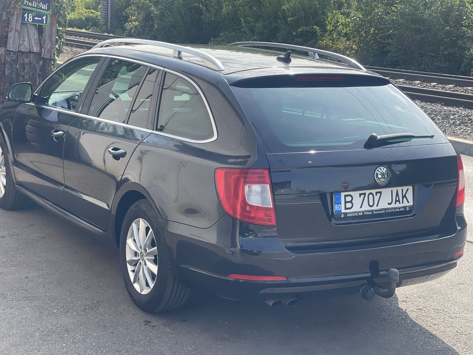 SKODA Superb 2012 — imagine 4