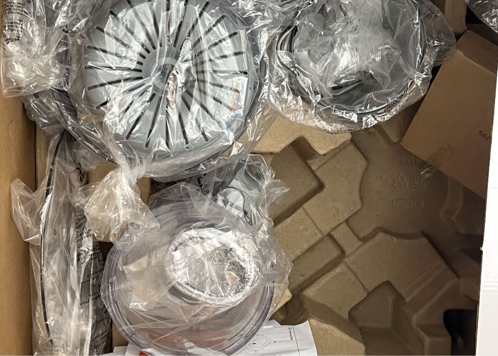 Продам кухонный комбайн