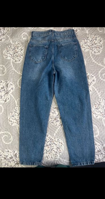 Blugi largi mărimea XS