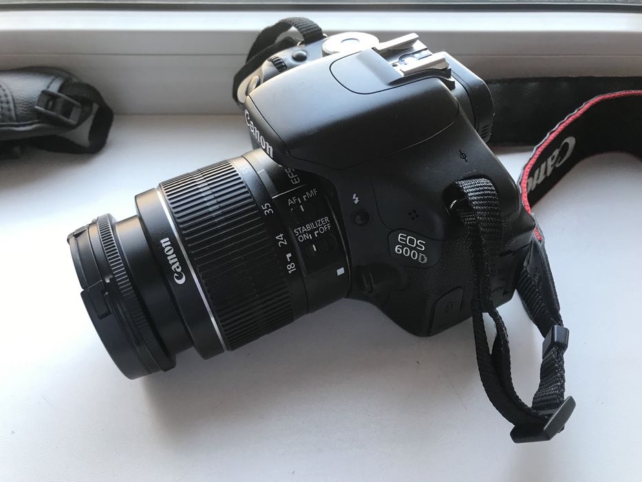Фотоаппарат Canon EOS 600D