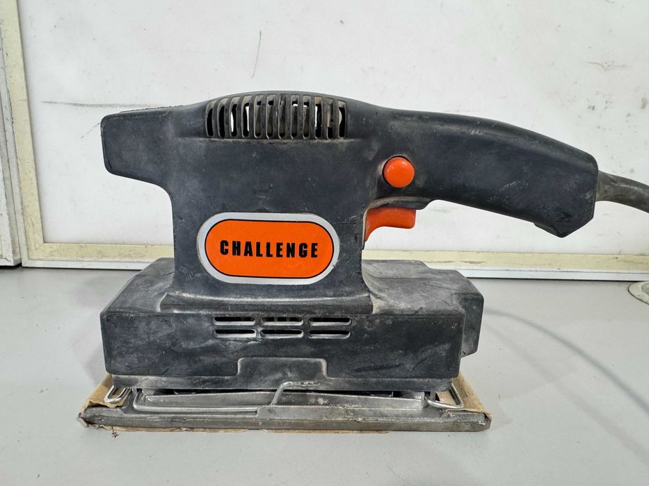 Виброшлайф - Black/Decker / PB / Challenge (135-220W)